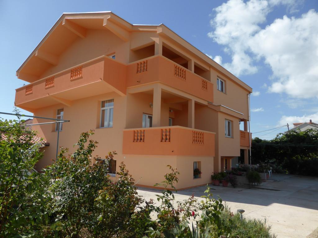 Apartments Angelina Sukošan المظهر الخارجي الصورة