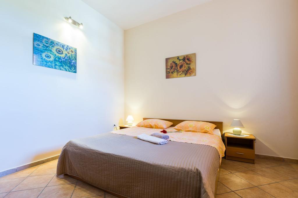 Apartments Angelina Sukošan المظهر الخارجي الصورة