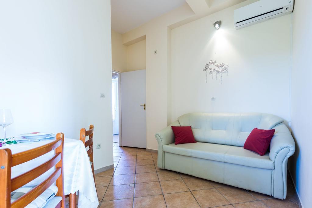 Apartments Angelina Sukošan المظهر الخارجي الصورة